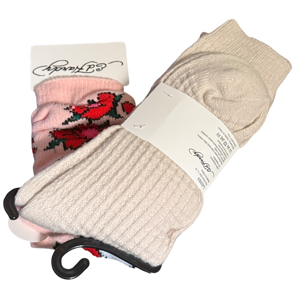 Ed Hardy NWT Classic Ed Hardy Pink Skull Heart and Taupe Waffle Slouchy Socks - Picture 4 of 6